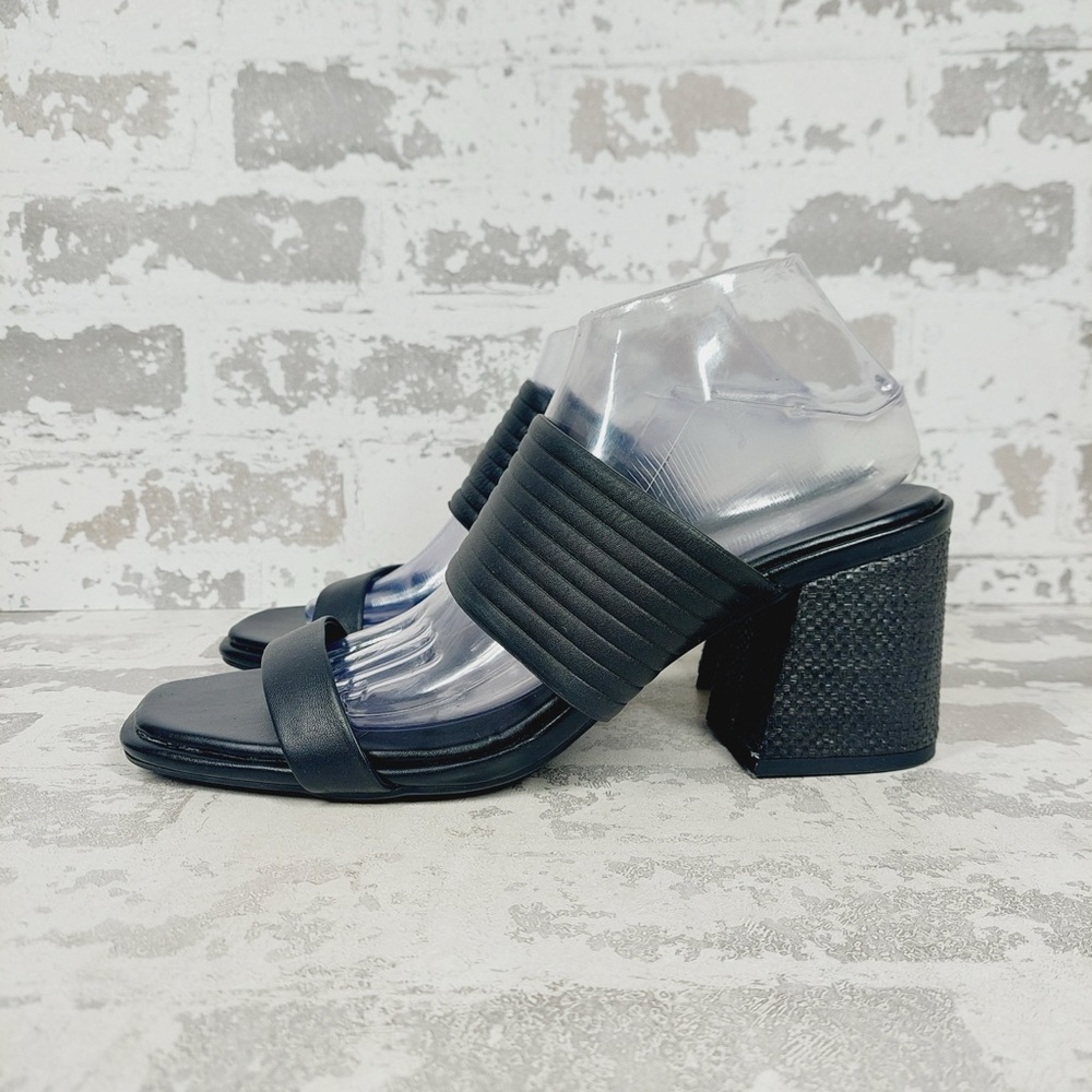 NEW CASLON Lamia Black Leather Block Heel Slip On Sandals W105